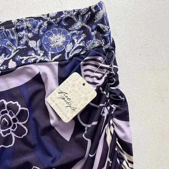 Free People She's Something Else Printed Mini Skirt Womens Size L Pruple FLoral - Picture 14 of 14